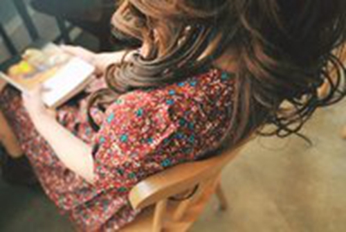 qq网名伤感女生现实
